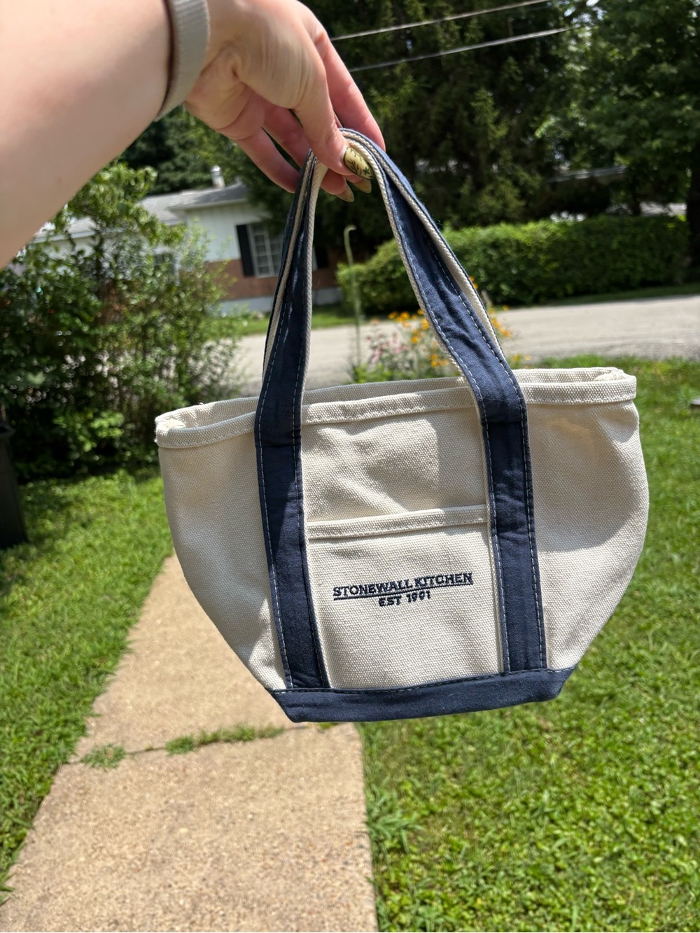 Mini Stonewall Kitchen Small Canvas Tote in Cream and Navy